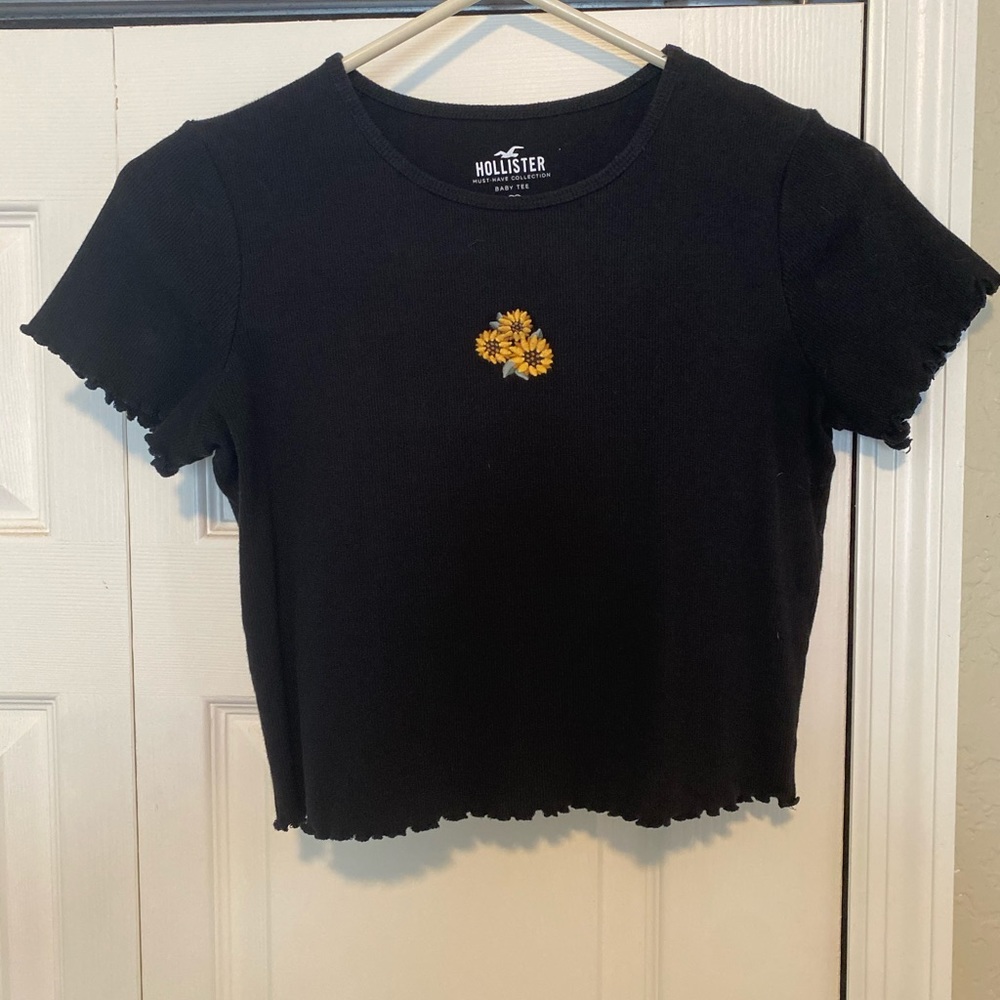 Women’s Hollister Baby Tee